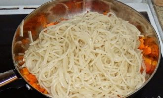 макароны с овощами