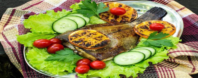 камбала с овощами