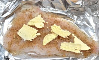 минтай с маслом