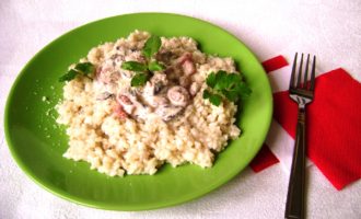 Ризотто с морепродуктами и грибами