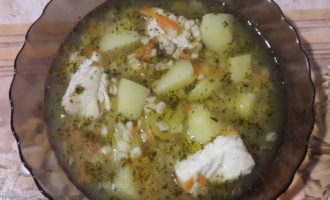 варка ухи из судака
