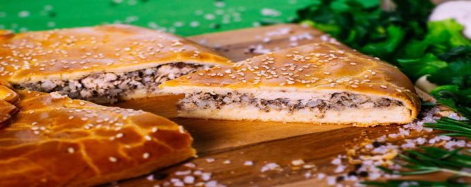 пирог с начинкой из рыбы