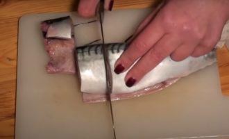 нарезка очищенной рыбки
